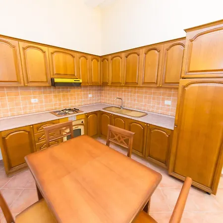 Kolaveri 3* Golem (Tirana)