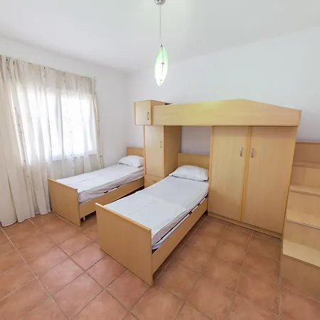 Kolaveri Resort Golem (Tirana)