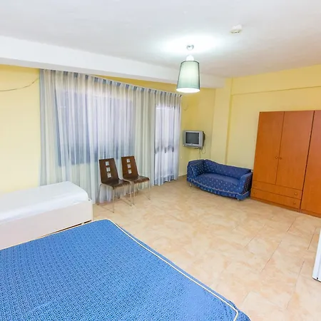 Kolaveri Resort 3*