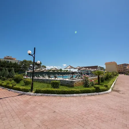 Kolaveri Golem (Tirana)