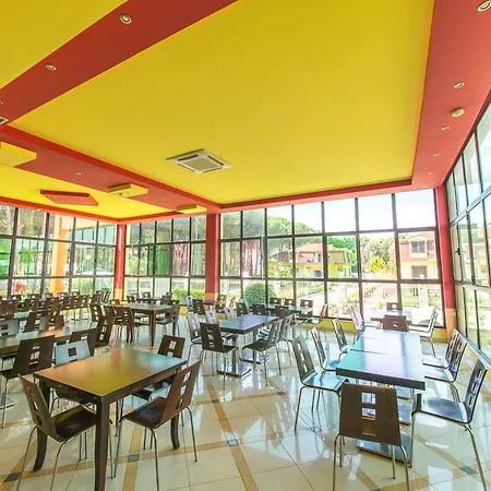 Kolaveri 3* Golem (Tirana)