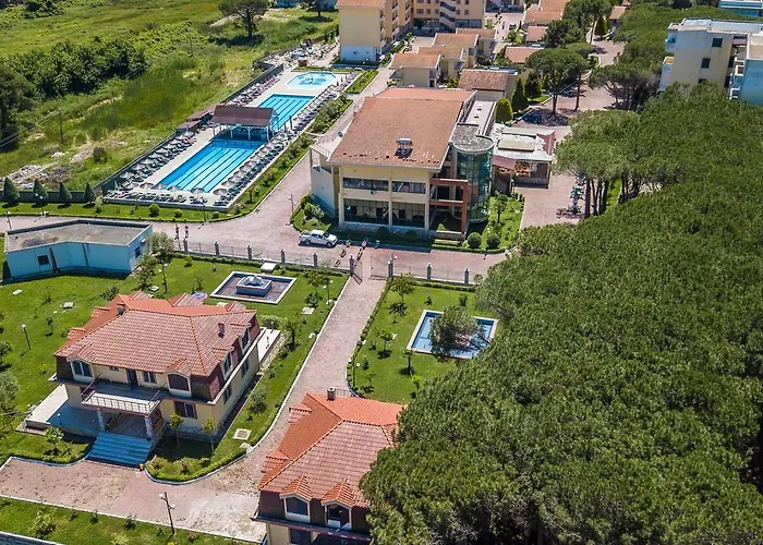Kolaveri Ośrodek wypoczynkowy 3*